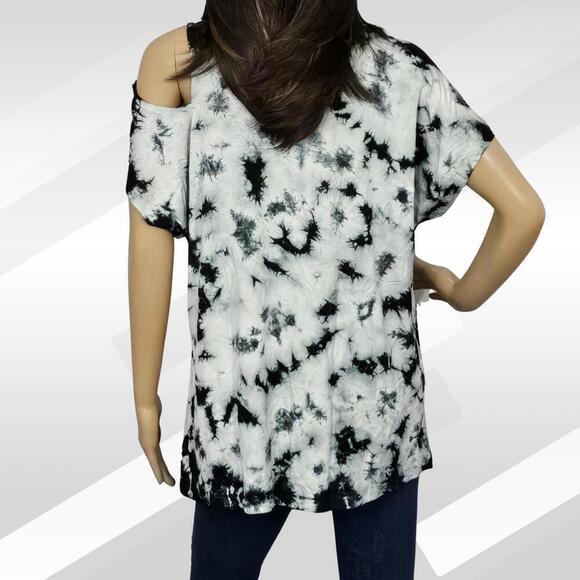 2/$30 Lane Bryant LIVI Cutout Tie-Dye Tee Size 14/16 | Short Sleeve Casual Top - Picture 2 of 6